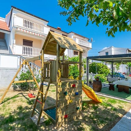 Apartment Branko Lopar Exterior photo